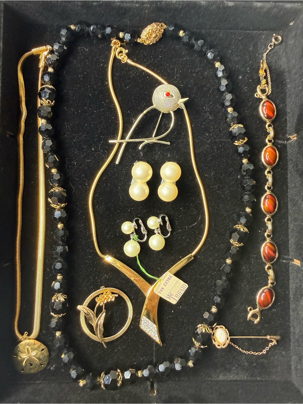 Vintage jewelry lot